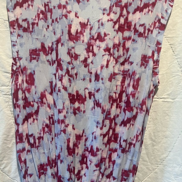 SPLENDID Purple & Pink Multi
Color Print Tie Dye Pocket Romper~ Sz:Small - Picture 6 of 13